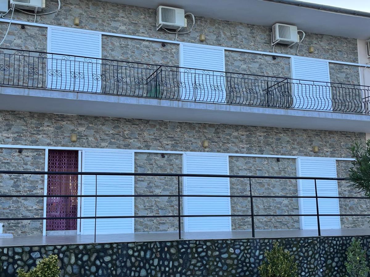Leonidas Koutsoupia Appartement